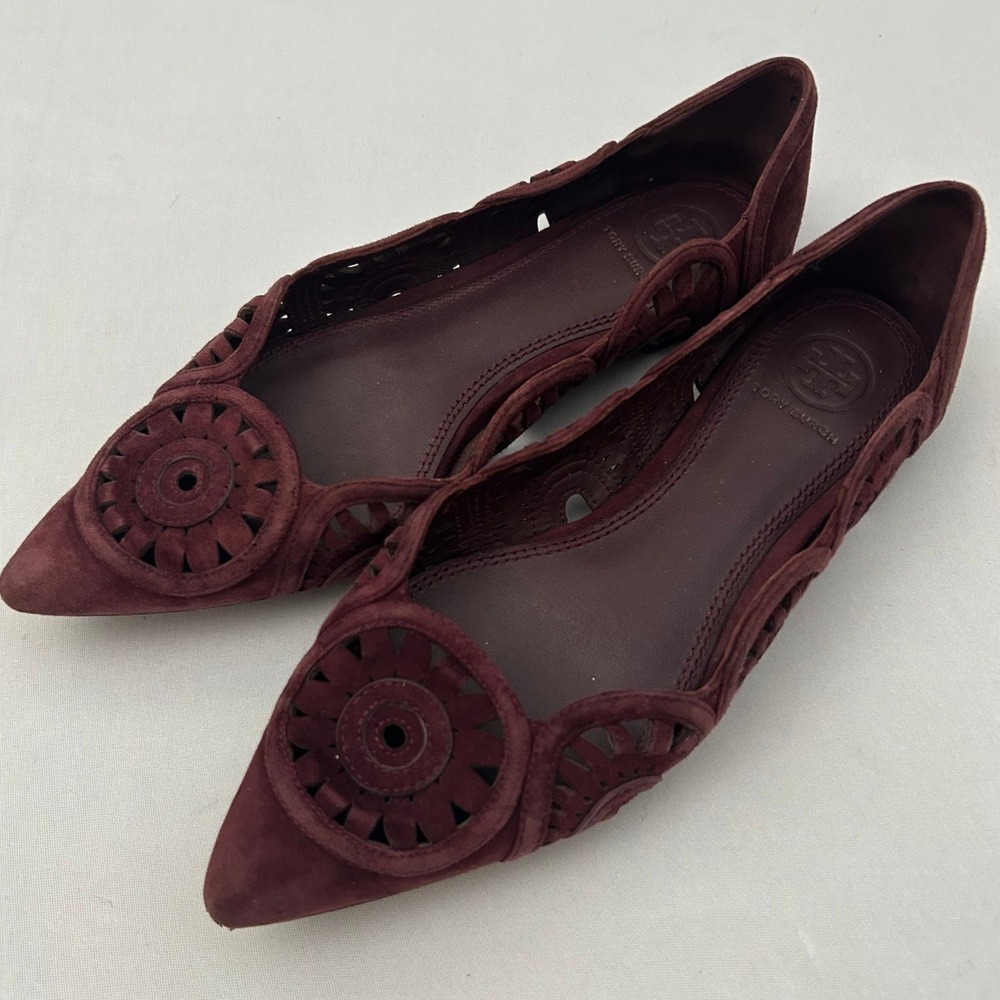 Tory Burch Leyla Flats Womens 6M Burgundy Suede Laser Cut Pointed Toe Heel Flaw